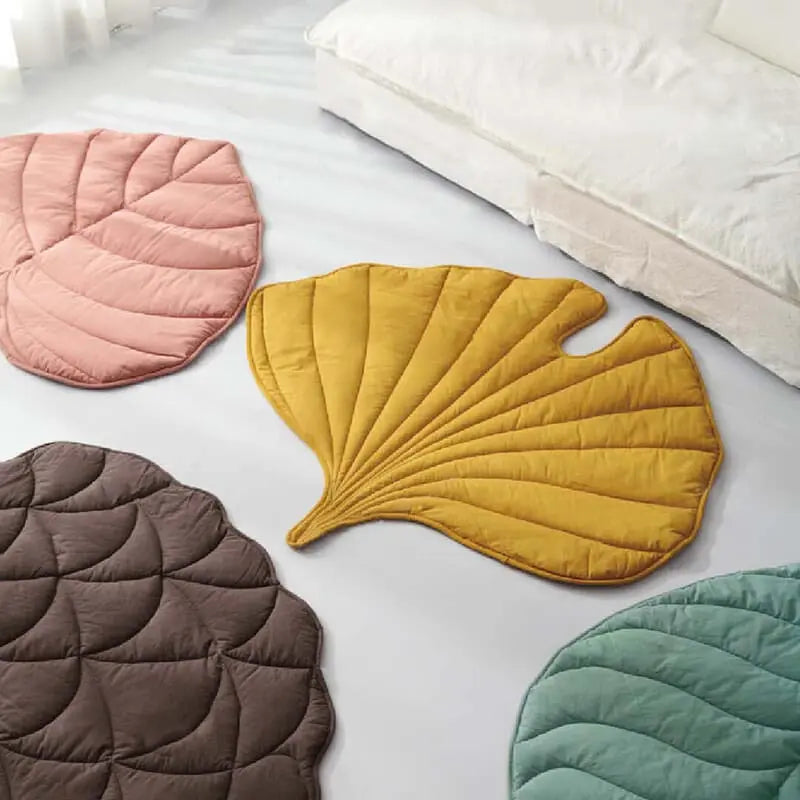Leaf Shape Dog Blanket for Couch  Petrkl  .